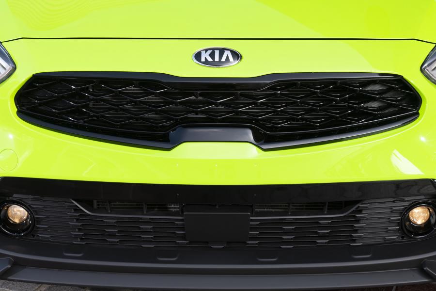 Детали экстерьера Kia Forte Federation (BD) 2018 года  (фото 10 из 14)